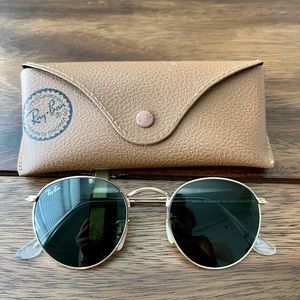 Ray-Ban Round Sunglasses